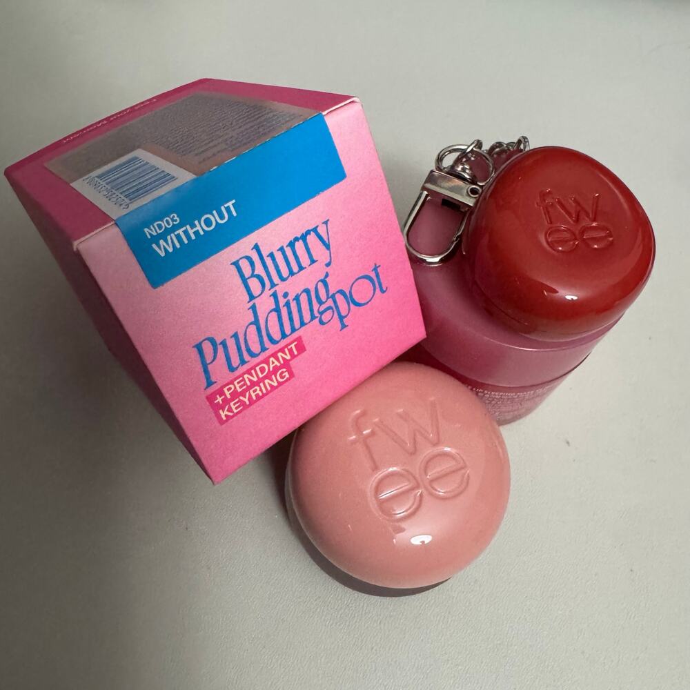 Fwee Blurry Pudding Pot ND03 WITHOUT + Rose Keyring/Keychain